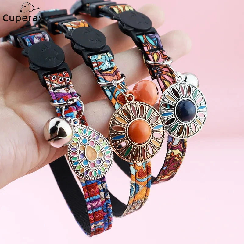 Airtag Cat Collar,Integrated GPS Cat Collar with Air Tag Holder & Bell,Adjustable Breakaway Cat Collar for Girl Boy Cats Puppies