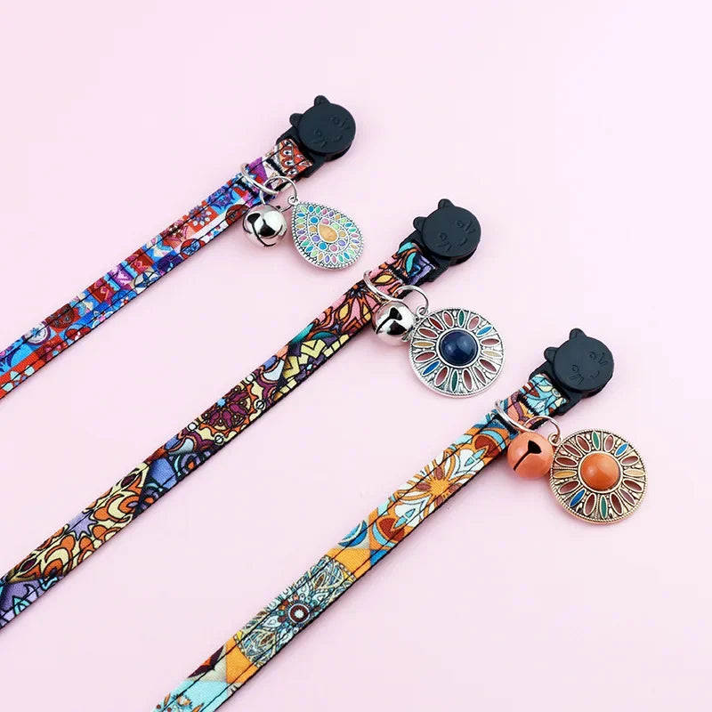 Airtag Cat Collar,Integrated GPS Cat Collar with Air Tag Holder & Bell,Adjustable Breakaway Cat Collar for Girl Boy Cats Puppies